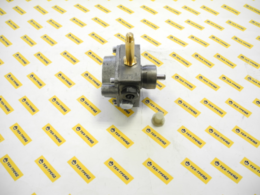 3007808 Топливный насос