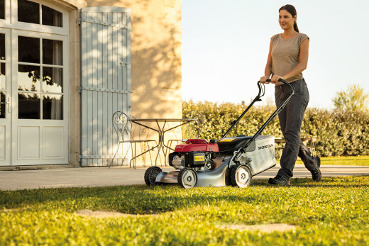Газонокосилка бензиновая Honda HRG466C1SKEH