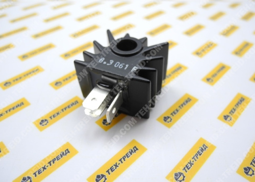 31750-735-013 Регулятор напряжения 5А GX630,690 V-тип