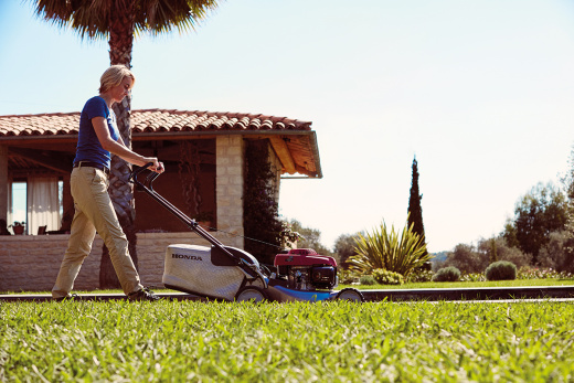 Газонокосилка бензиновая Honda HRG466C1PKEH