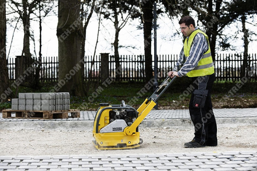 Виброплита Wacker Neuson WPU1550Aw